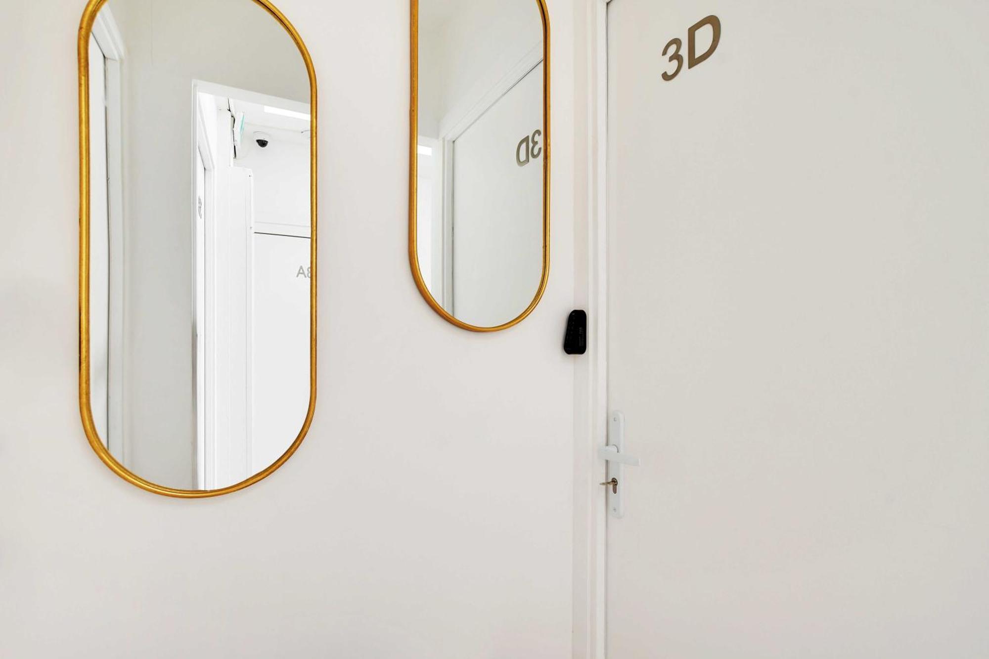 Modern Sutdio For 2 With A-C - Near Montmartre Apartment ปารีส ภายนอก รูปภาพ