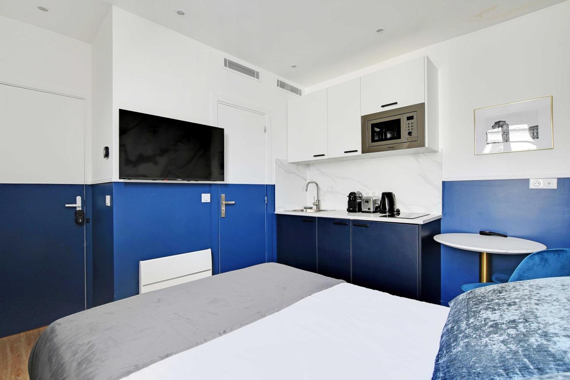 Modern Sutdio For 2 With A-C - Near Montmartre Apartment ปารีส ภายนอก รูปภาพ